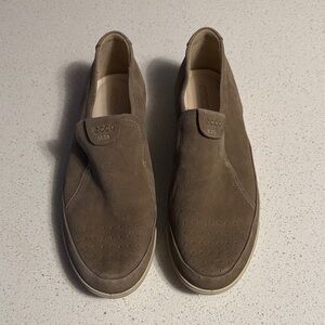 ECCO Men's Brown Slip-On Loafers